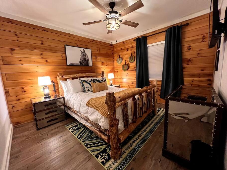 The Horse Cabin At Natural State Cabins Morning Star Kültér fotó